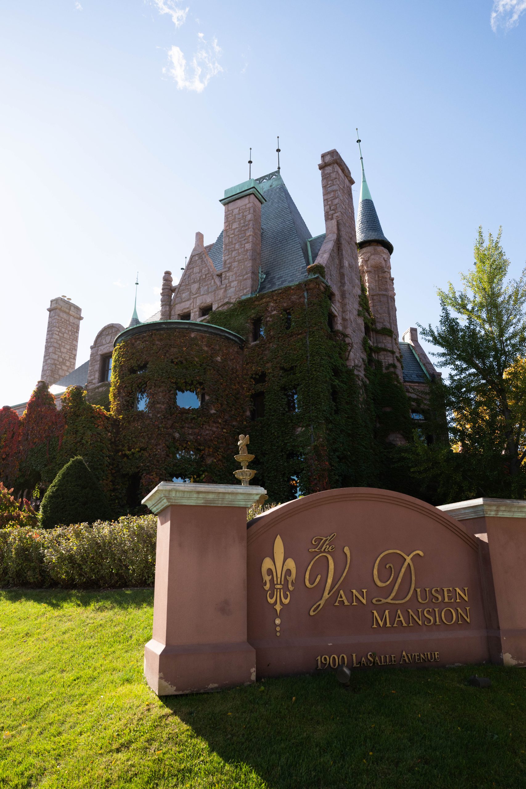 the exterior of the van dusen mansion in minnesota